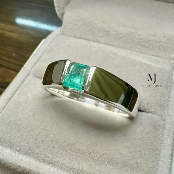 Emerald Ring - Natural Emerald Sterling Silver 925 Handmade Ring - Unisex Ring